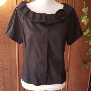 Beautifully detailed black Eci top